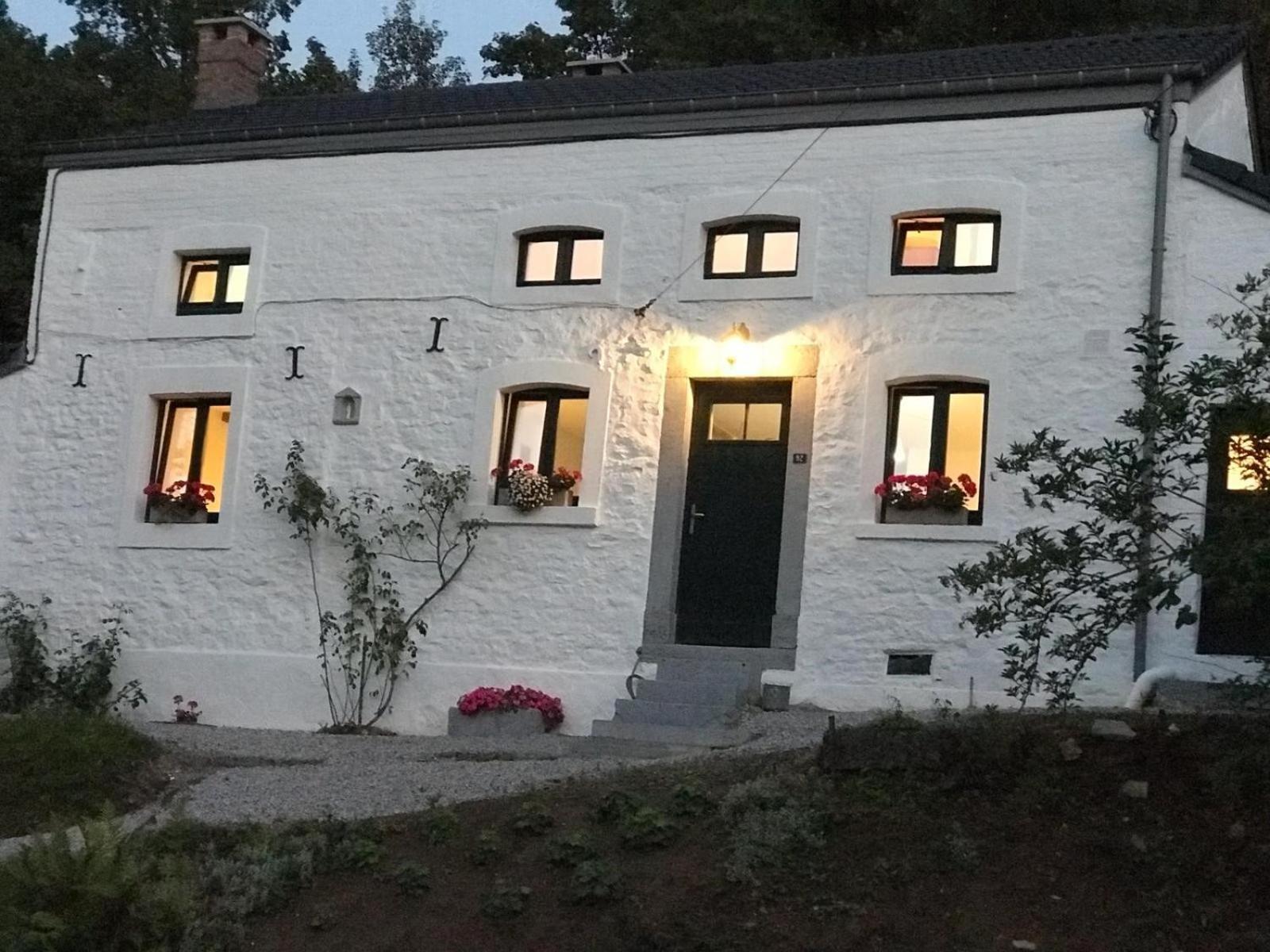 La Petite Maison Blanche Wanze Exteriér fotografie