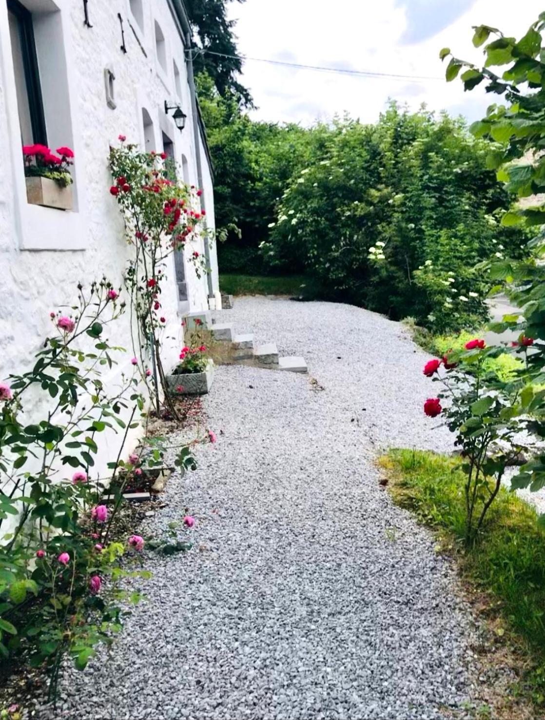 La Petite Maison Blanche Wanze Exteriér fotografie